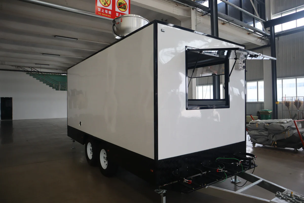 5m Grade Food Trailer